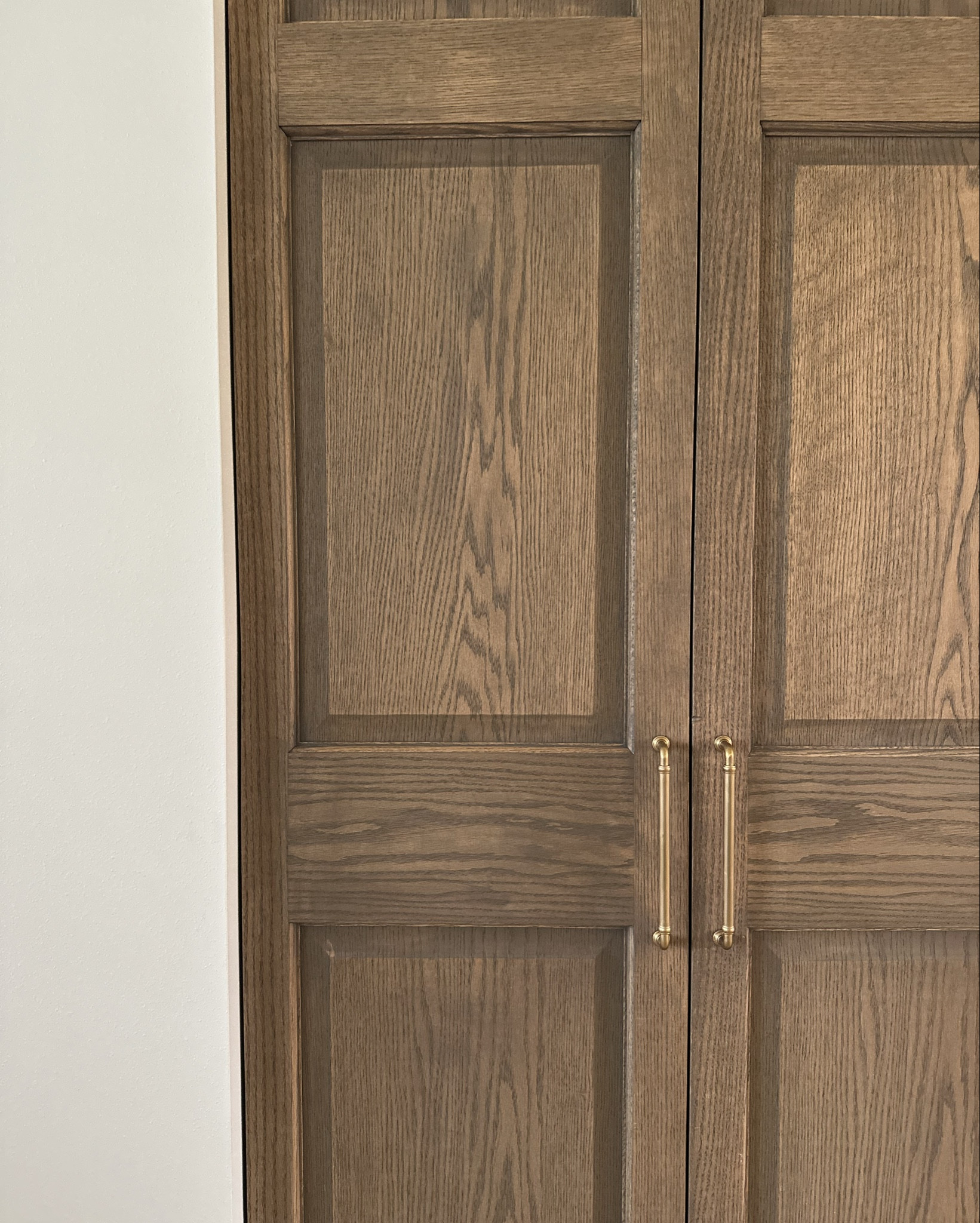 Bifold door that looks like double doors! Stain color is Briarsmoke by Varathane and a matte polycrylic. I rub n buffed the handles.

Wood doors, entryway, entry light, flushmount light

Follow my shop @mydivinehome on the @shop.LTK app to shop this post and get my exclusive app-only content!

#liketkit #LTKHome
@shop.ltk
https://liketk.it/51As6

#LTKStyleTip #LTKHome