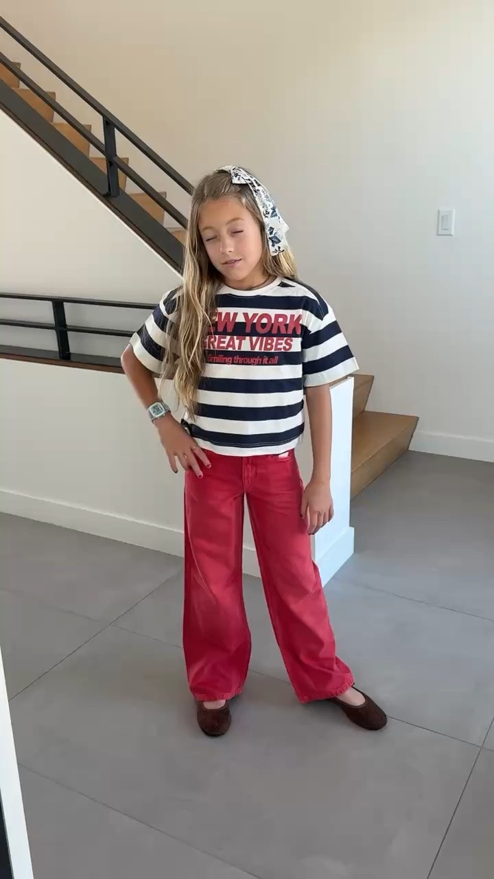Wearing a size 9/10 in top and bottoms. Zara!
