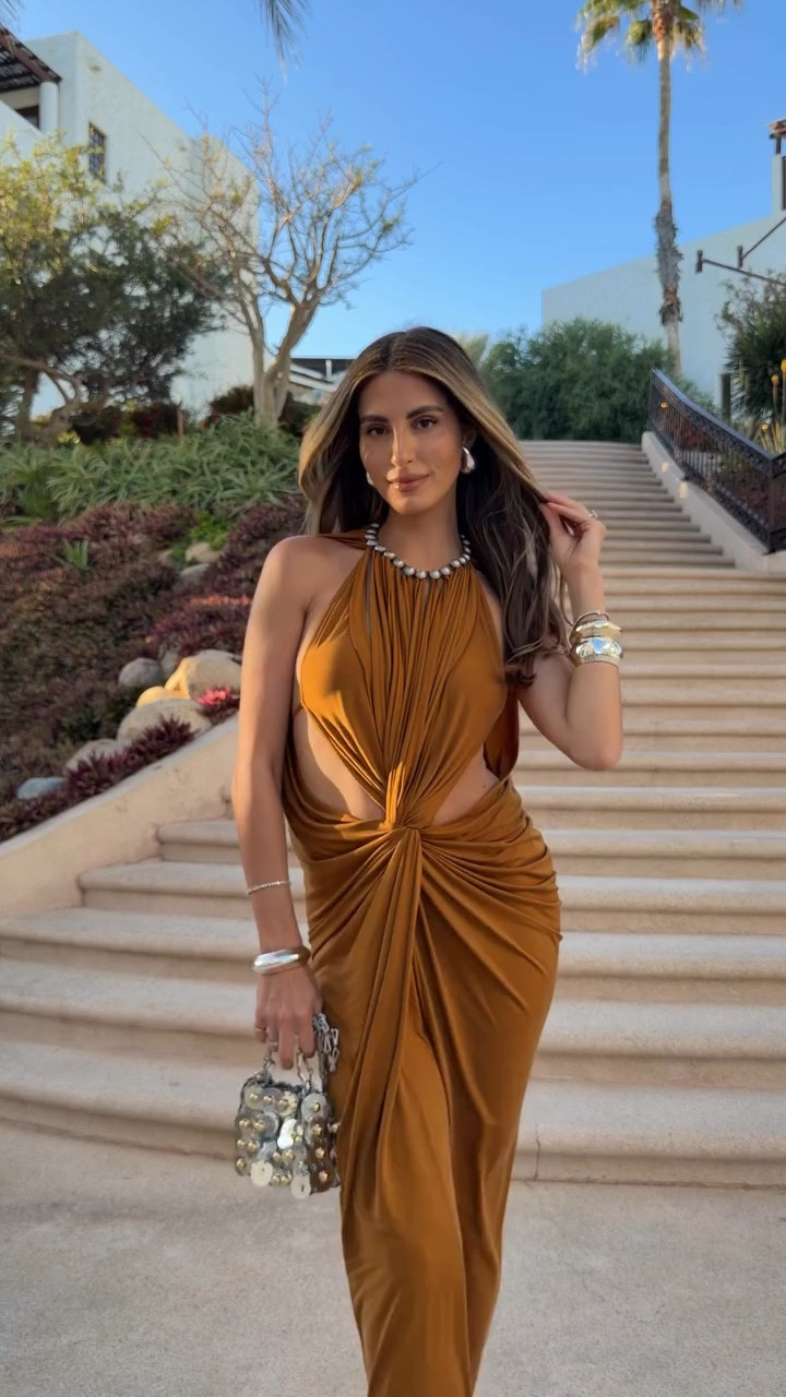Dream draped dress on vacation 🧸

#LTKTravel #LTKootd