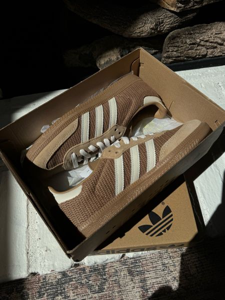 Adidas sambas and gazelles in stock today and tonight! I size down .5 in sambas and a full size in gazelles! Linking my new babies from multiple sites below. They are only available for resell at this point!

#LTKShoeCrush