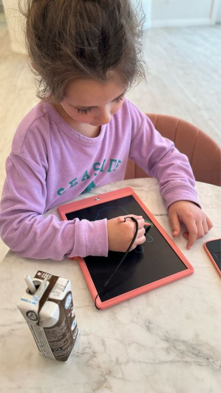 Obsessed with this take along drawing tablet perfect for car, travel, etc. I like that it’s not screen time and encourages her to draw!




#LTKkids #LTKtravel #LTKfindsunder50