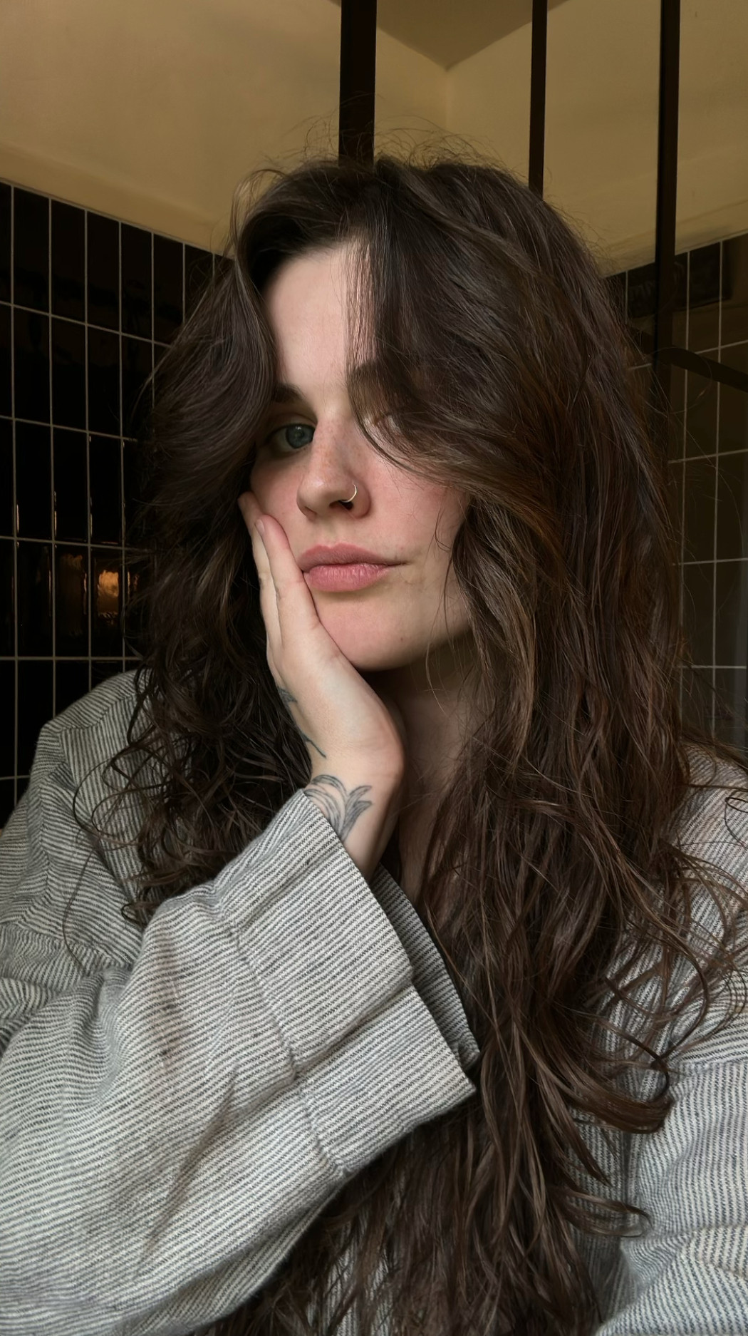 If I could live in one thing this season, it would be this 100% linen striped robe. 🐚✨
Lightweight, breathable, and just structured enough to feel elevated—whether you're brewing coffee or doing your skincare routine, it gives that quiet luxury vibe without trying too hard.

📦 Linked my favorite robe EVER (because once you wear linen, there’s no going back).
📌 Perfect for: slow mornings, summer travel, or a gifting moment.

#LinenLover #SlowStyle #VixenRuseHome #NeutralWardrobe #LoungewearThatLasts 

 #LTKGiftGuide #LTKU