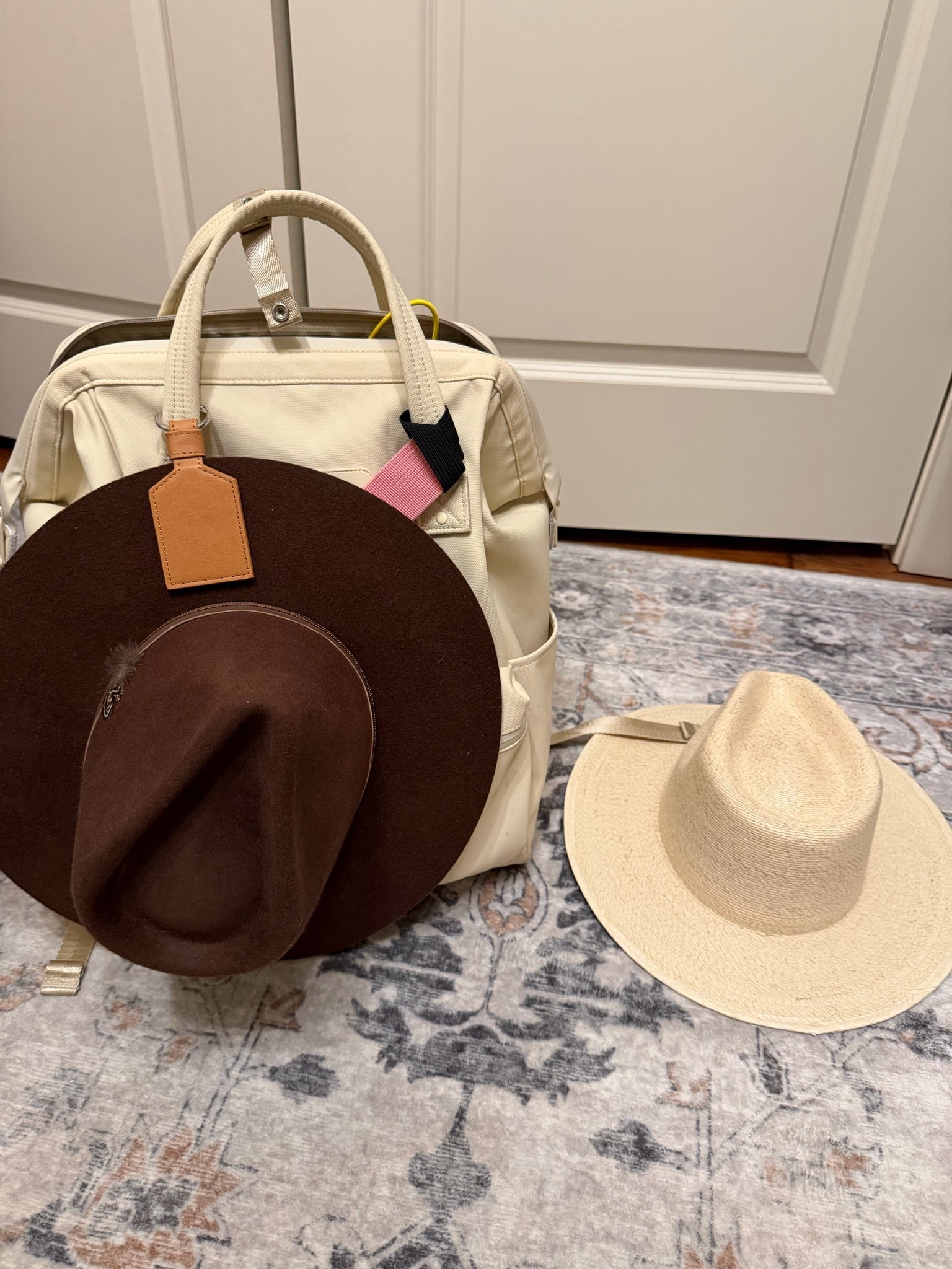 Bandette bands hat magnet! Use code Bobbi10 for 10% off

#LTKootd