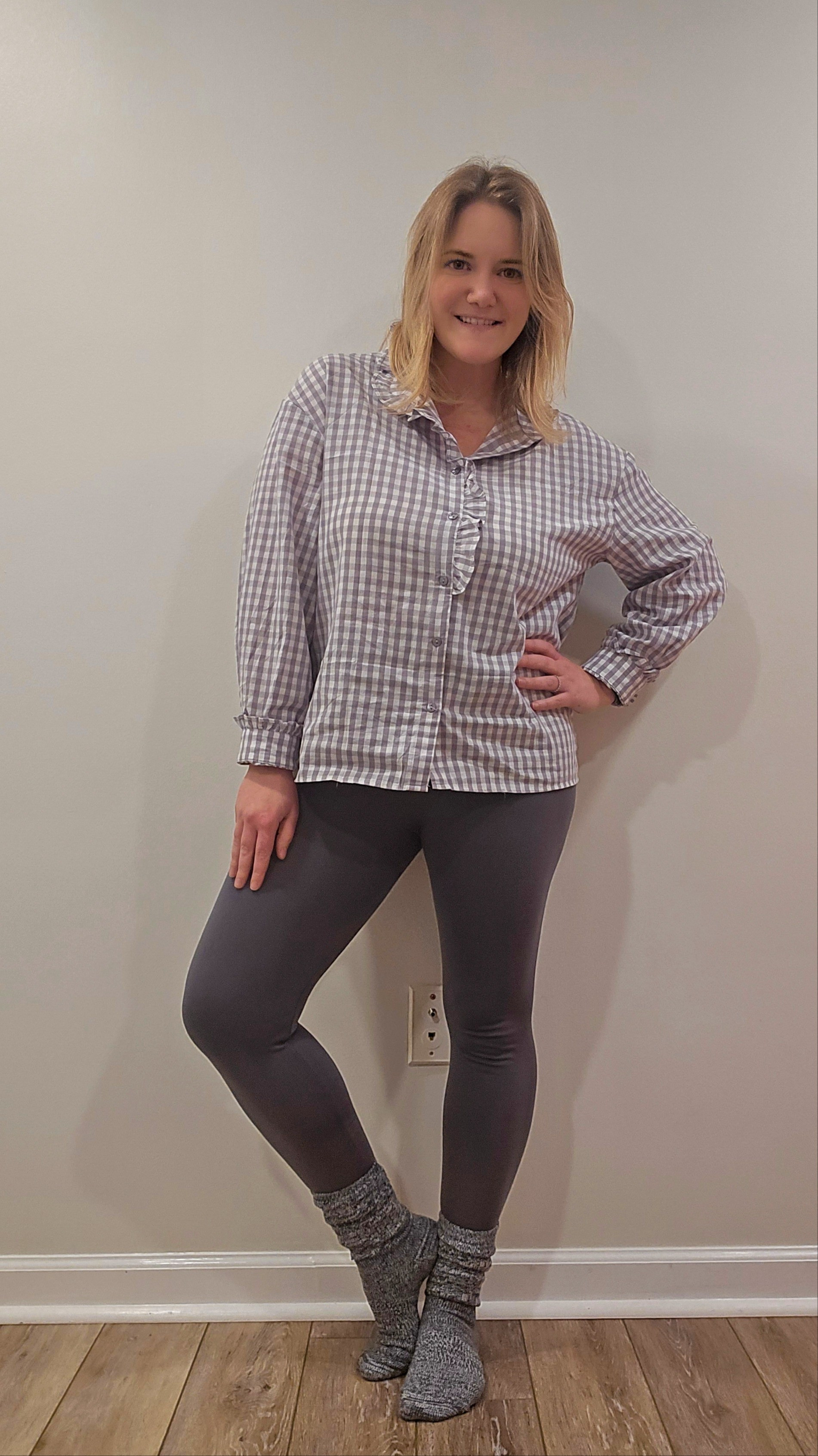 cozy vibes all day 🤎top • leggings • Gen Z approved cozy socks = my go-to from church to errands and more ✨🧦 tap to shop socks🖤 leggings👚 top (also in red!!)everyday outfits that don’t make me change once I’m out the door 😌

#LTKMidsize #LTKmomlife #LTKSaleAlert