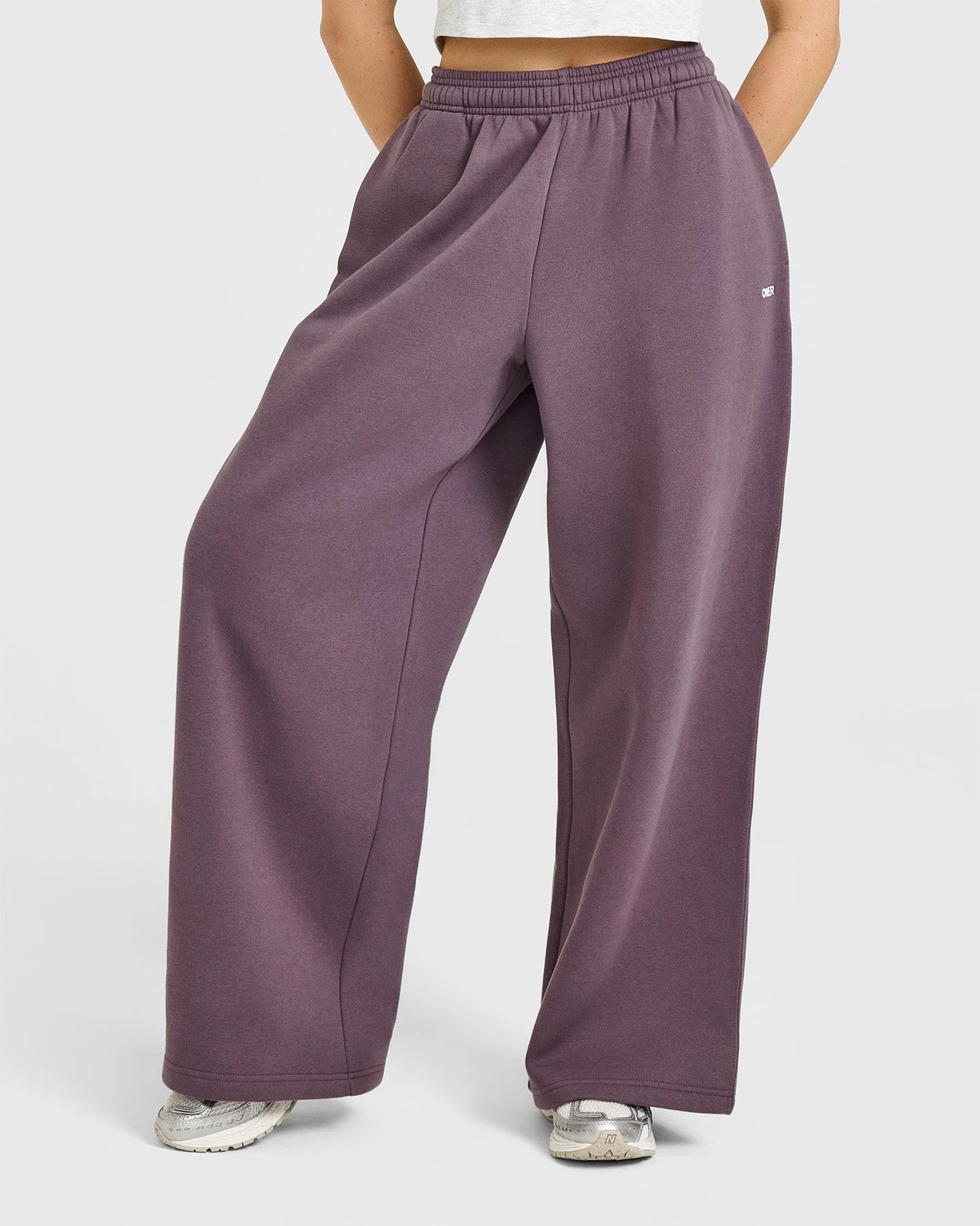Foundations Oversized Straight Leg Joggers 
 Vintage Purple | Oner Active (UK / US)