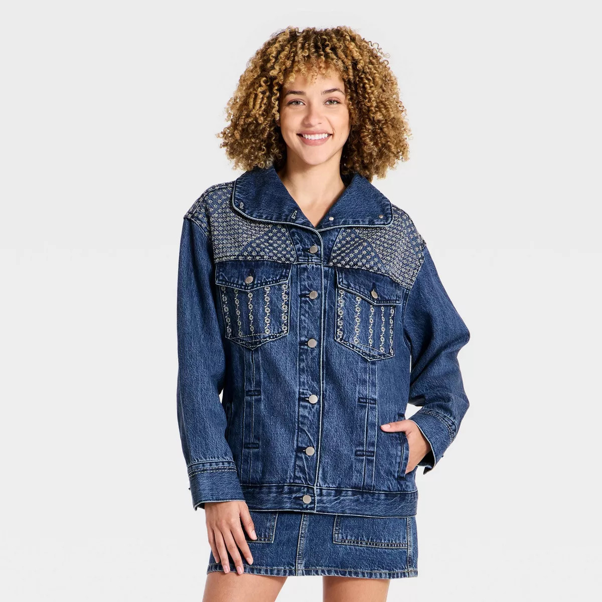 Women's Relaxed Embroidered Denim Jacket - Universal Thread™ Medium Wash XS | Target