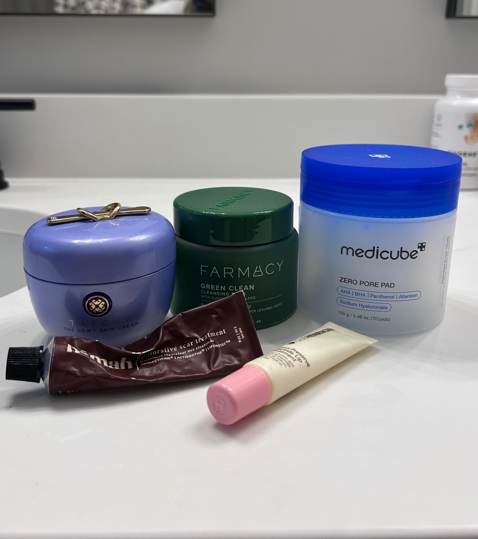 If I could only pack 5 products this is what I’d grab 🔥

#LTKselfcare #LTKmomlife #LTKBeauty