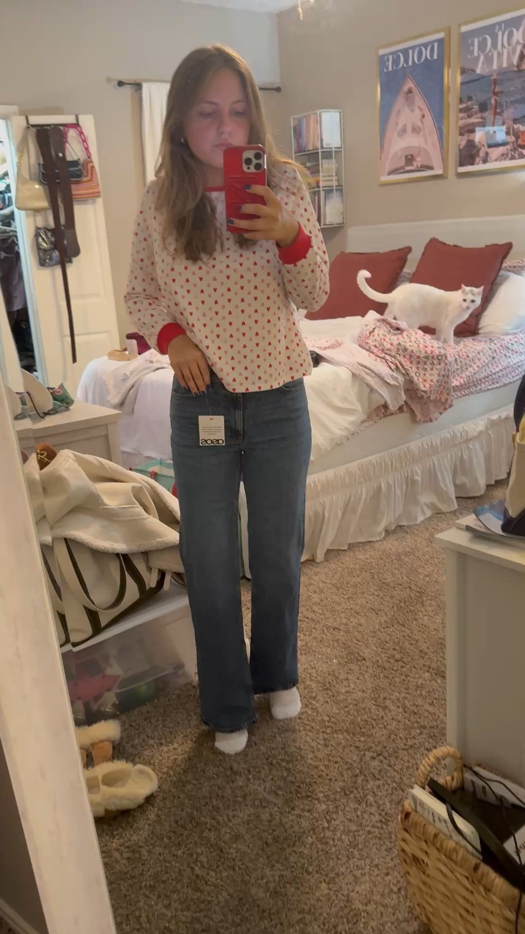 New jeans!! 

#LTKHoliday #LTKGiftGuide #LTKdayinmylife