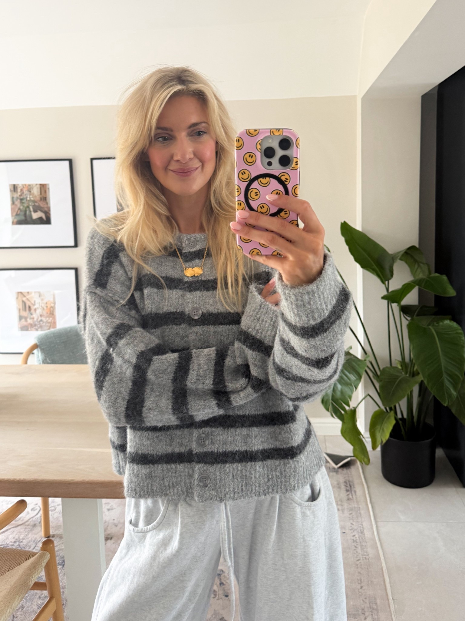 The cosiest Urban Outfitters cardigan. I’m wearing a medium 

#LTKautumn #LTKuk