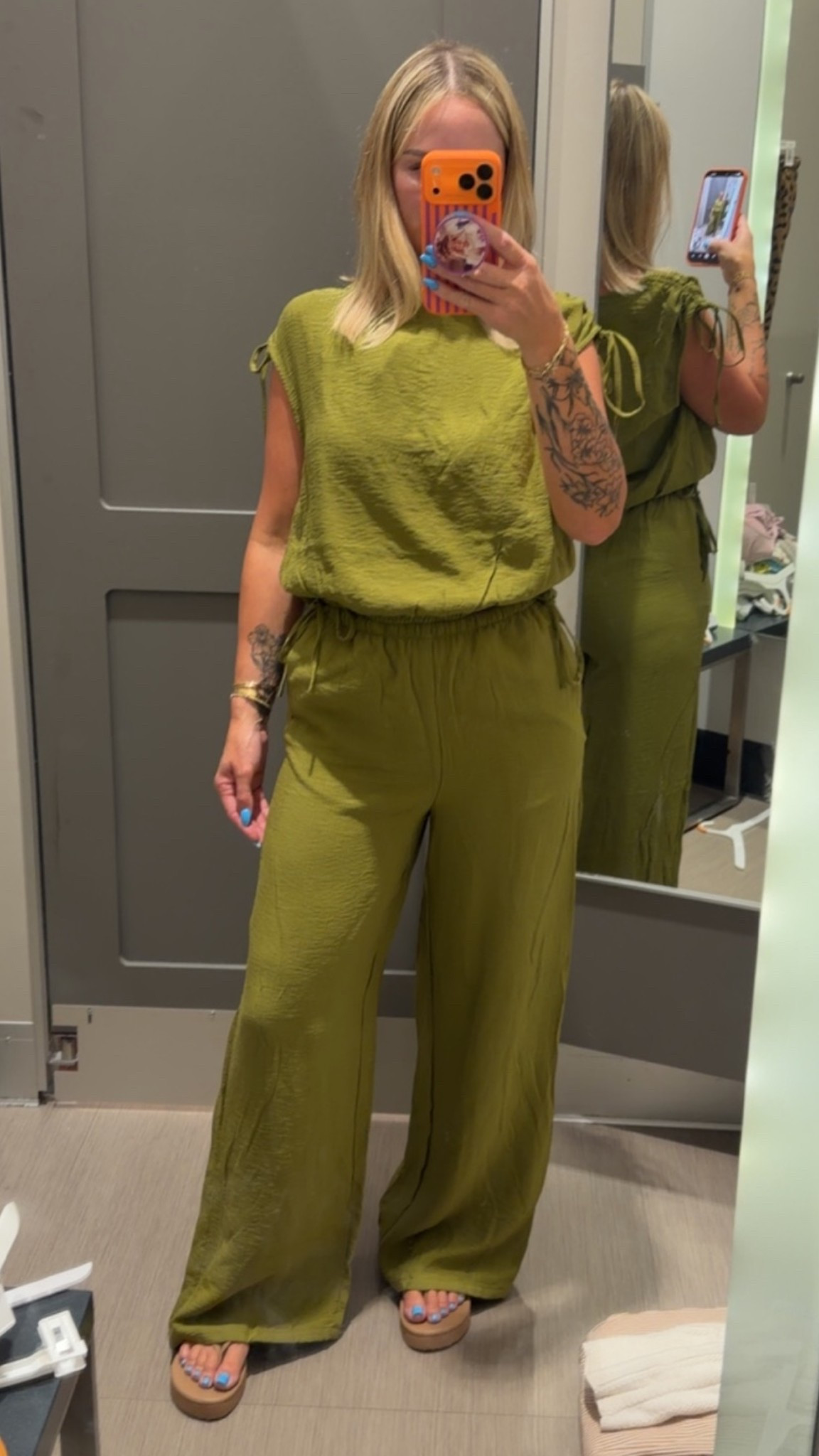 I’m in a small in top and bottoms I loved the pants but felt like the top was too much so I got a white tube top to go with them