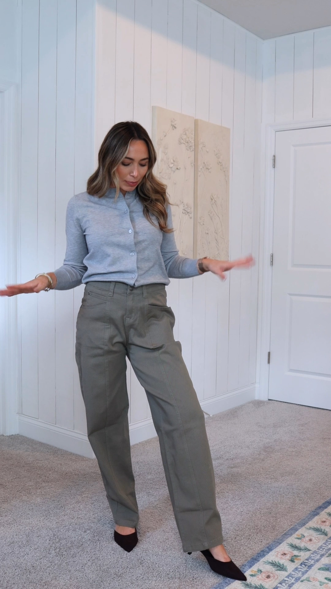 Walmart fashion // cute jeans // fall jeans // barrel jeans // cardigan // cardigan top // Walmart dresses // Walmart new fall arrivals // cute dresses // work dresses // look for less // affordable style // classic style 

#LTKParties #LTKFindsUnder50 #LTKSeasonal