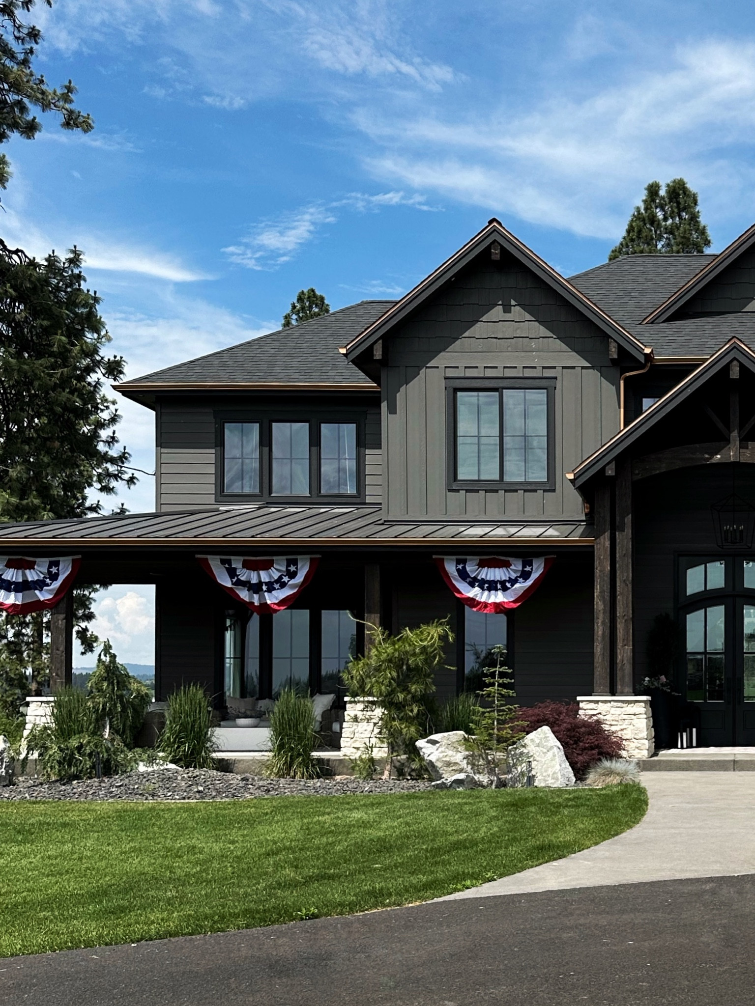 Sharing my favorite outdoor flags from @walmart. #walmartpartner 

Get festive this 4th of July with my top picks from Walmart! 

#LTKFind #LTKhome #LTKunder100