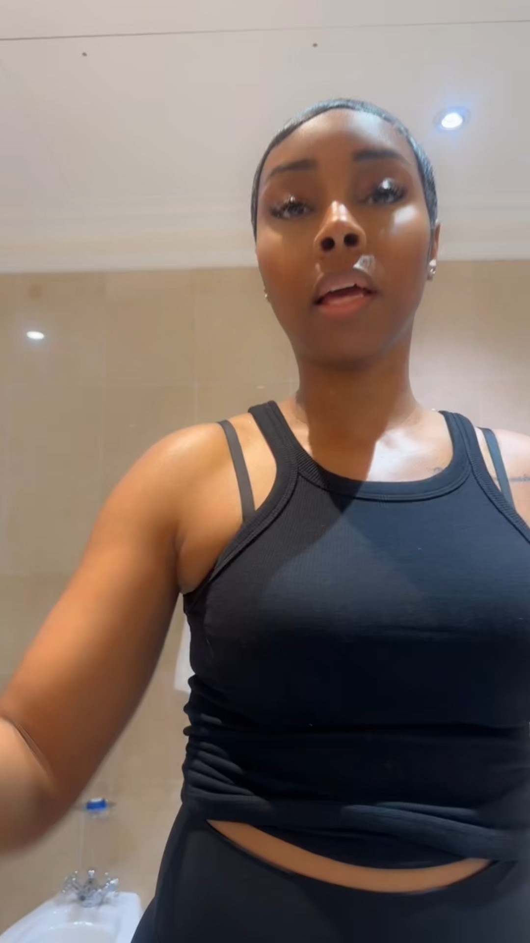 Living in these Adanola leggings — hands down the BEST ever 😍🔥 I need them in every color, no debate. #LTKfit #AdanolaAddict #ClosetEssentials