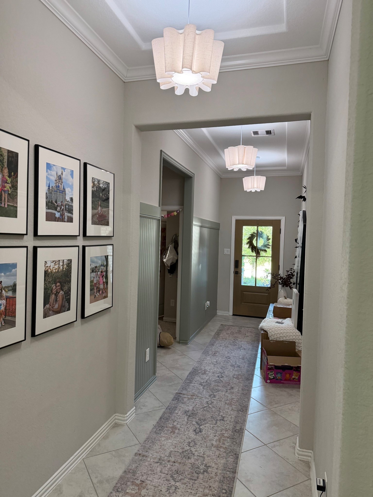 Hallway coming together! 

#LTKFindsUnder50 #LTKFindsUnder100 #LTKHome