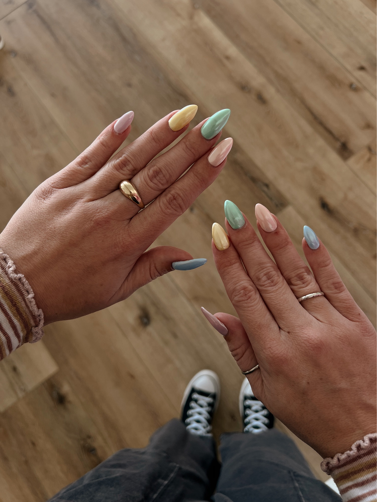 The nails were NAILING

#LTKbeauty #LTKfindsunder100 #LTKstyletip