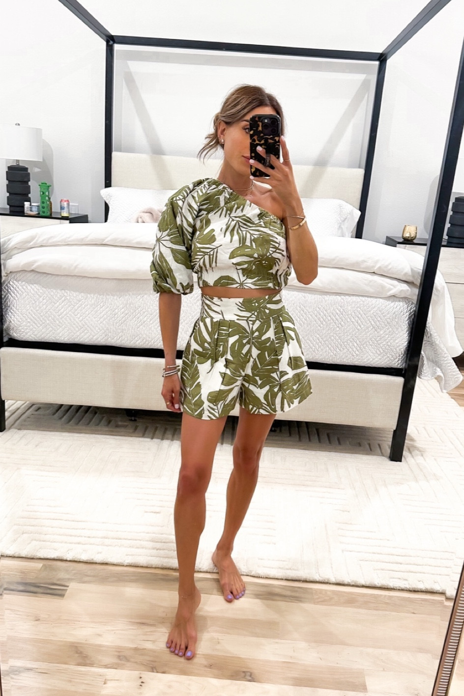 Palm print matching linen set size xxs 

#LTKsalealert #LTKunder50 #LTKunder100