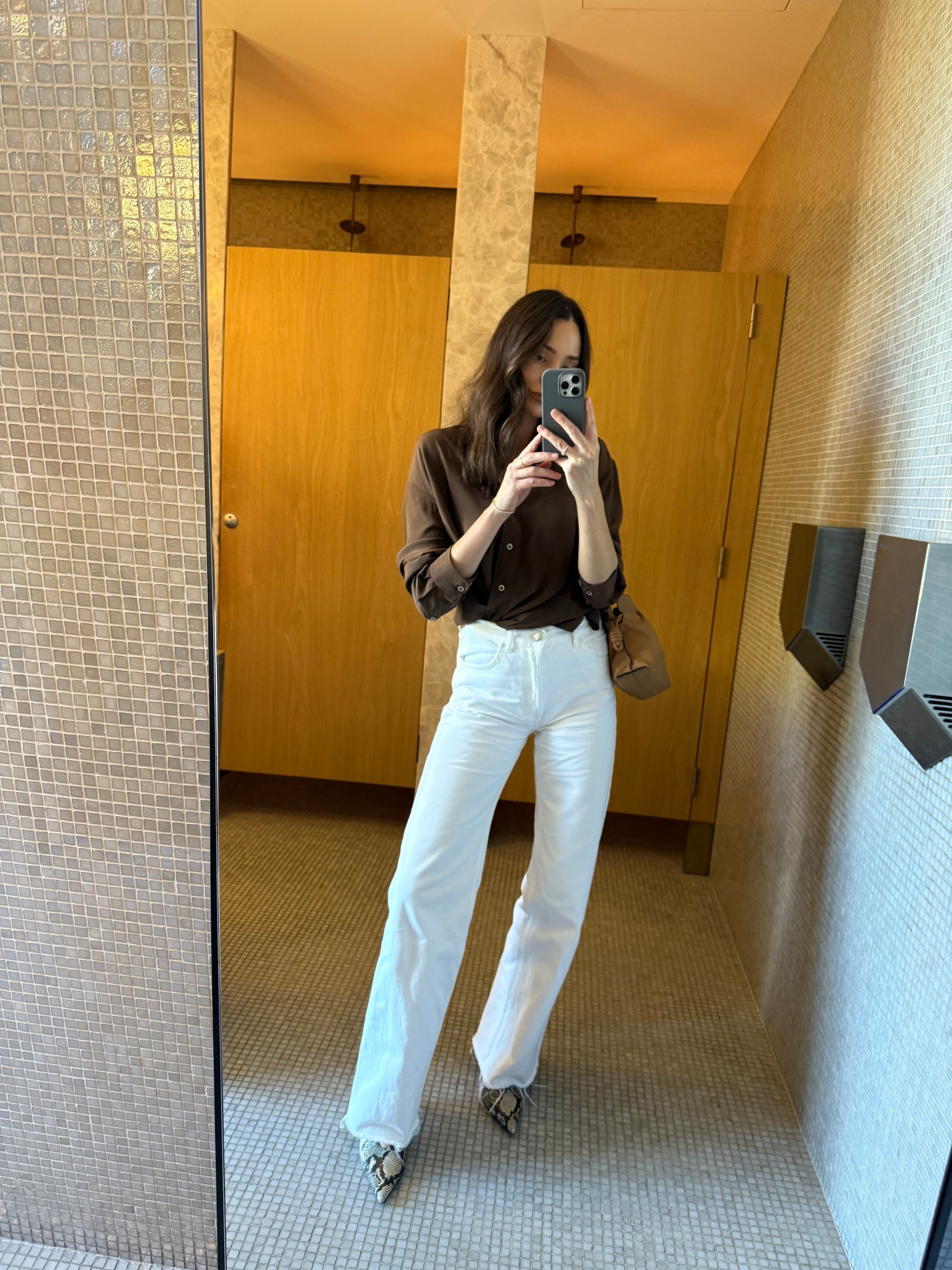 Autumn tones 
Chocolate silk shirt by Scanlan Theodore 
White mid waist wide leg denim by Anine bing 
Snake print pointed kitten heel 

#LTKaustralia #LTKstyletip