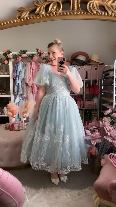 Jessakae carriage dress - perfect holiday dress! A real life Cinderella dress. There’s also  a mommy and me option 👑 #jessakae #cinderella #disney #holidayoutfit #christmasdress 

#LTKVideo #LTKHoliday #LTKparties