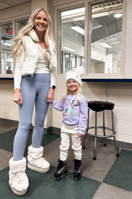 This girl just loves to skate! And I’m sorry - I know it’s 70 degrees outside still but I want to wear my winter clothes someone this winter! 


#LTKstyletip #LTKSeasonal #LTKfamily