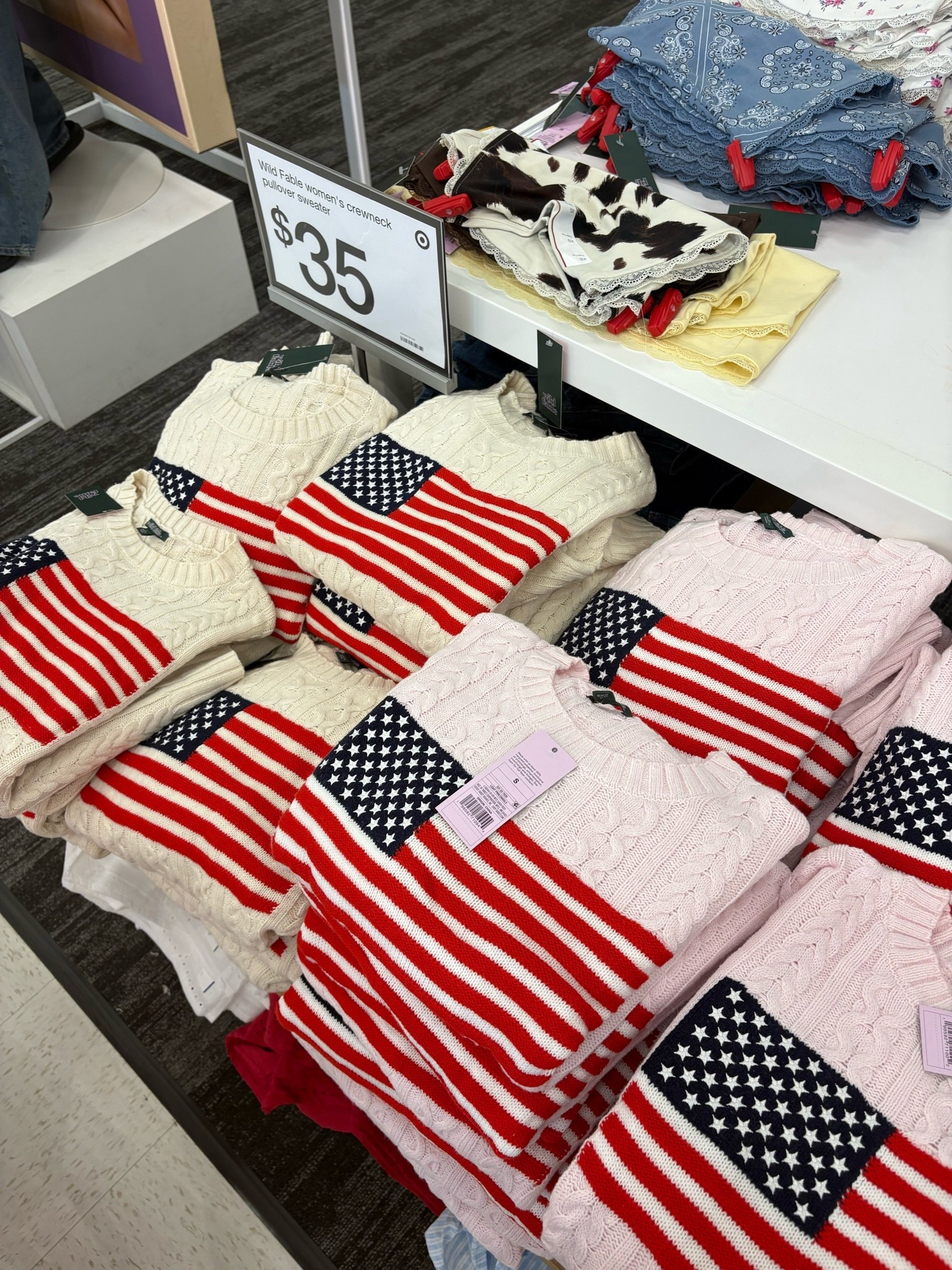 Cutest flag sweaters @Target 💘🇺🇸

#LTK #target #USA

#LTKSeasonal