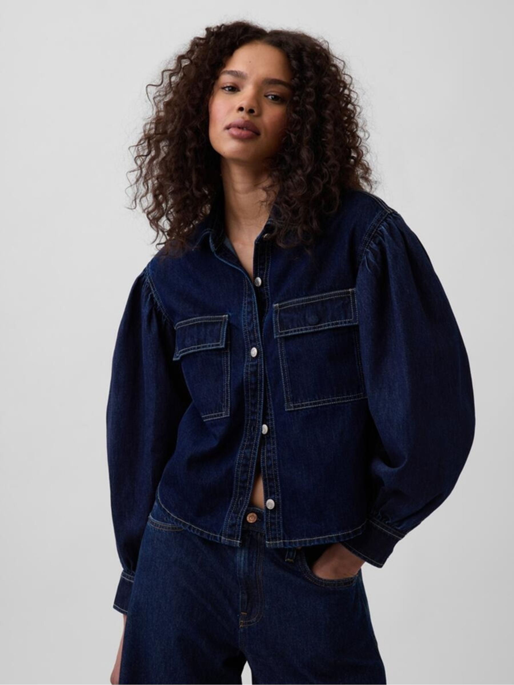 Gap x Harlem's Fashion Row Dark Wash Balloon Sleeve Denim Shirt | Gap | GAP UK