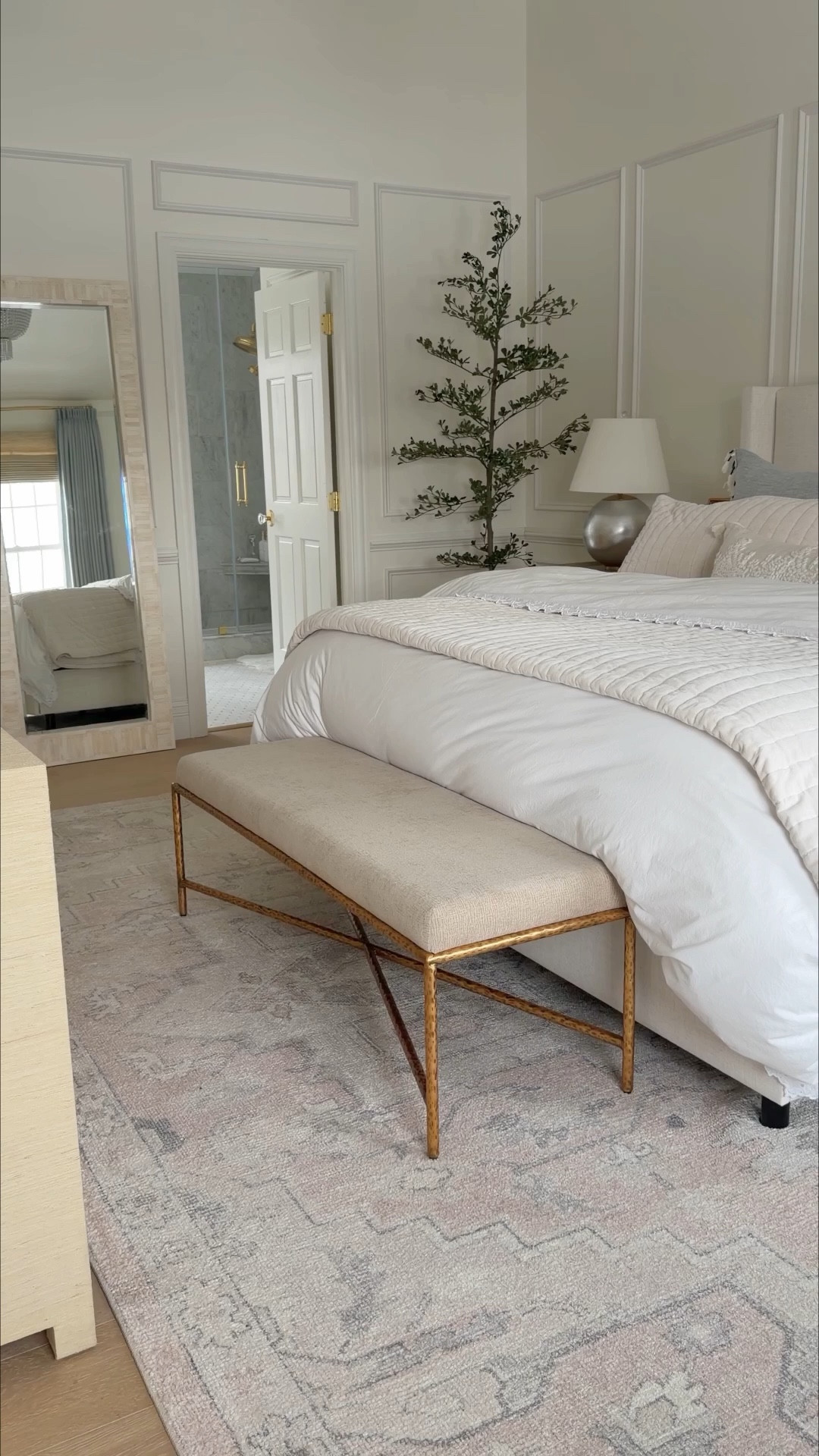 Way Day is here!! #AD Sharing all of my tried and true @wayfair favorites from my home that are all on sale NOW! This is only for a limited time, so you’re going to want to grab these deals fast! Up to 80% off, free shipping, with tons of flash deals and door busters! Only from 4/25 - 4/27! #wayfairpartner #wayfair #wayday

This customizable bench and viral upholstered bed are the perfect combo! The bed is a king in the Classic Talc Linen, and the bench is in the beige/gold combo  