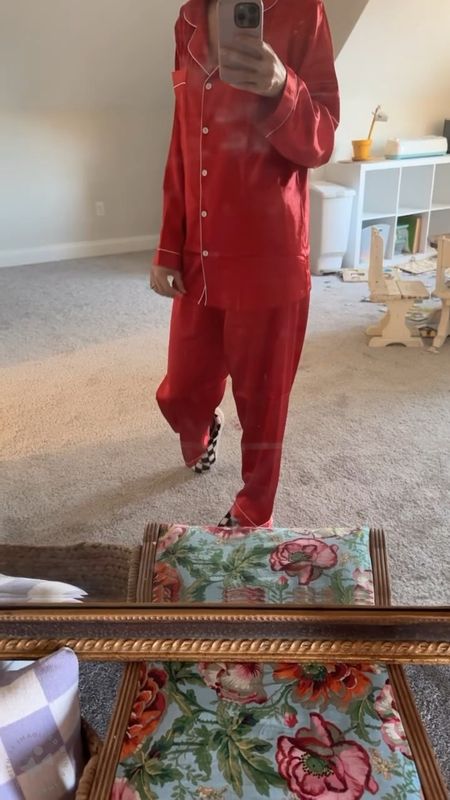 These silk satin pajamas are so cute and comfy! Unfortunately they won’t make it in time for Christmas now but they do some in several colors!

#LTKstyletip #LTKfindsunder50 #LTKHoliday
