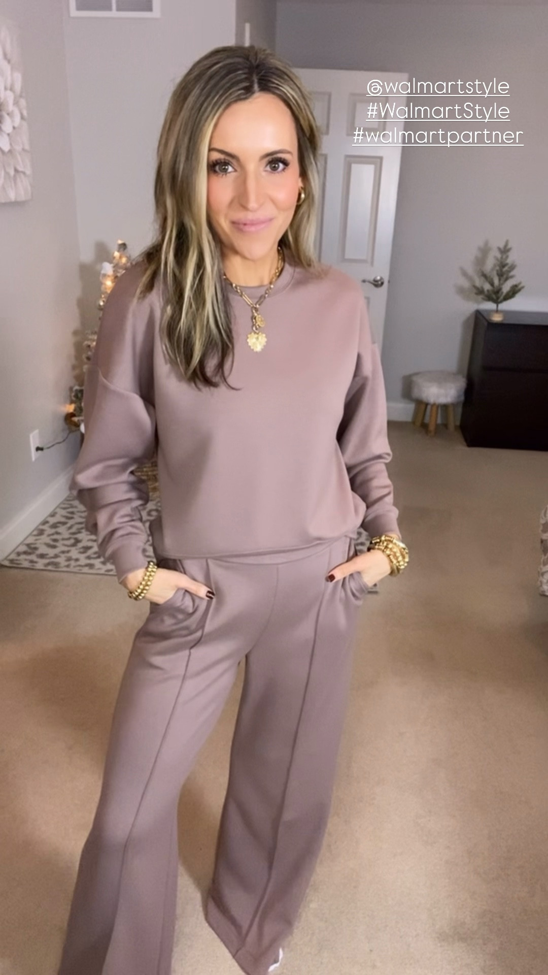 @WalmartStyle #WalmartPartner #WalmartStyle Adorable comfy matching 2 piece  set!! It’s the softest material😍 I’m wearing size xs 


#LTKFindsUnder50 #LTKStyleTip #LTKdayinmylife