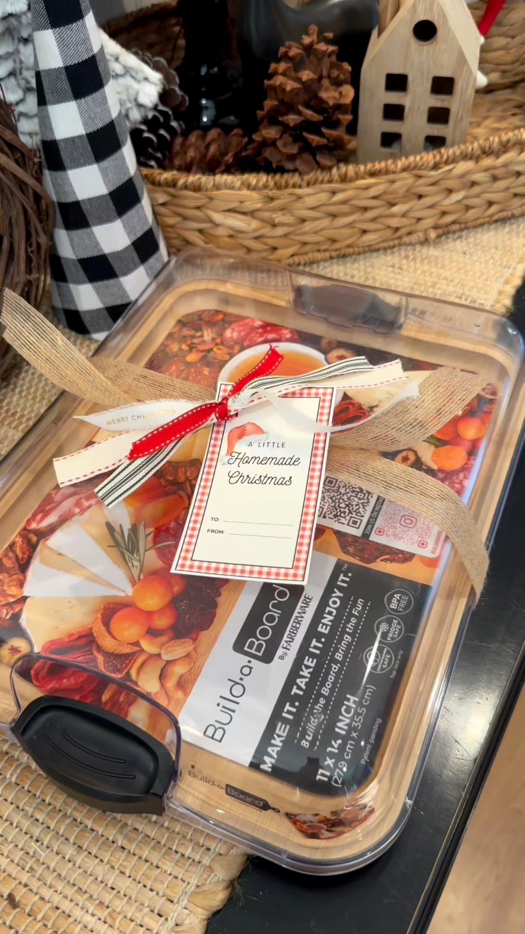 This board & lid makes for a great host gift & Christmas gift or to have on hand yourself. Bring it to a Christmas party or potluck with your dish & leave it for the host as their gift. Happy Gifting!🎄🎁

#LTKHoliday #LTKGiftGuide #LTKSeasonal