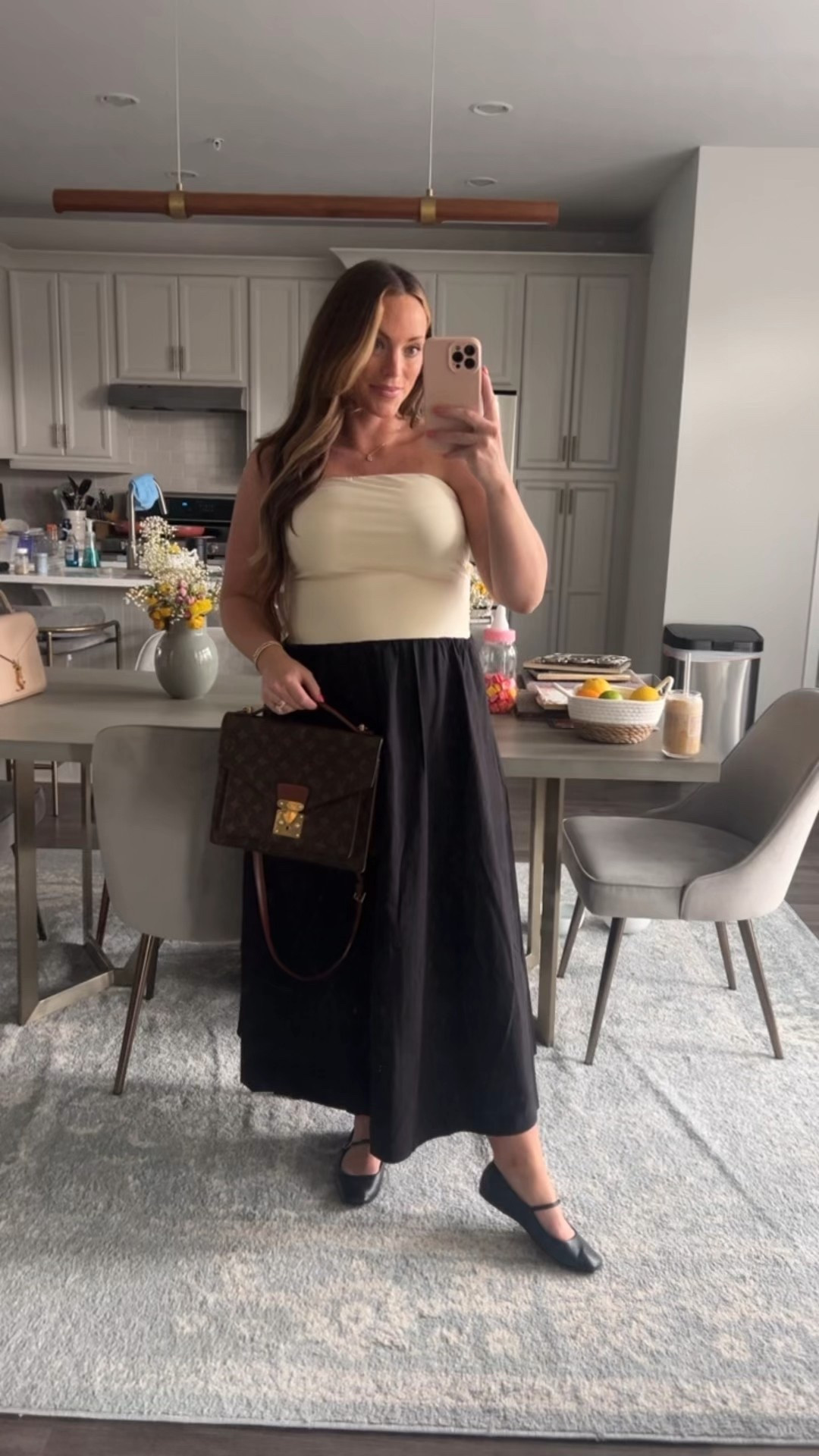 Love the color blocking this dress would be perfect for a European summer 🍋💕

In a medium! 

#LTKBump #LTKMidsize #LTKSeasonal