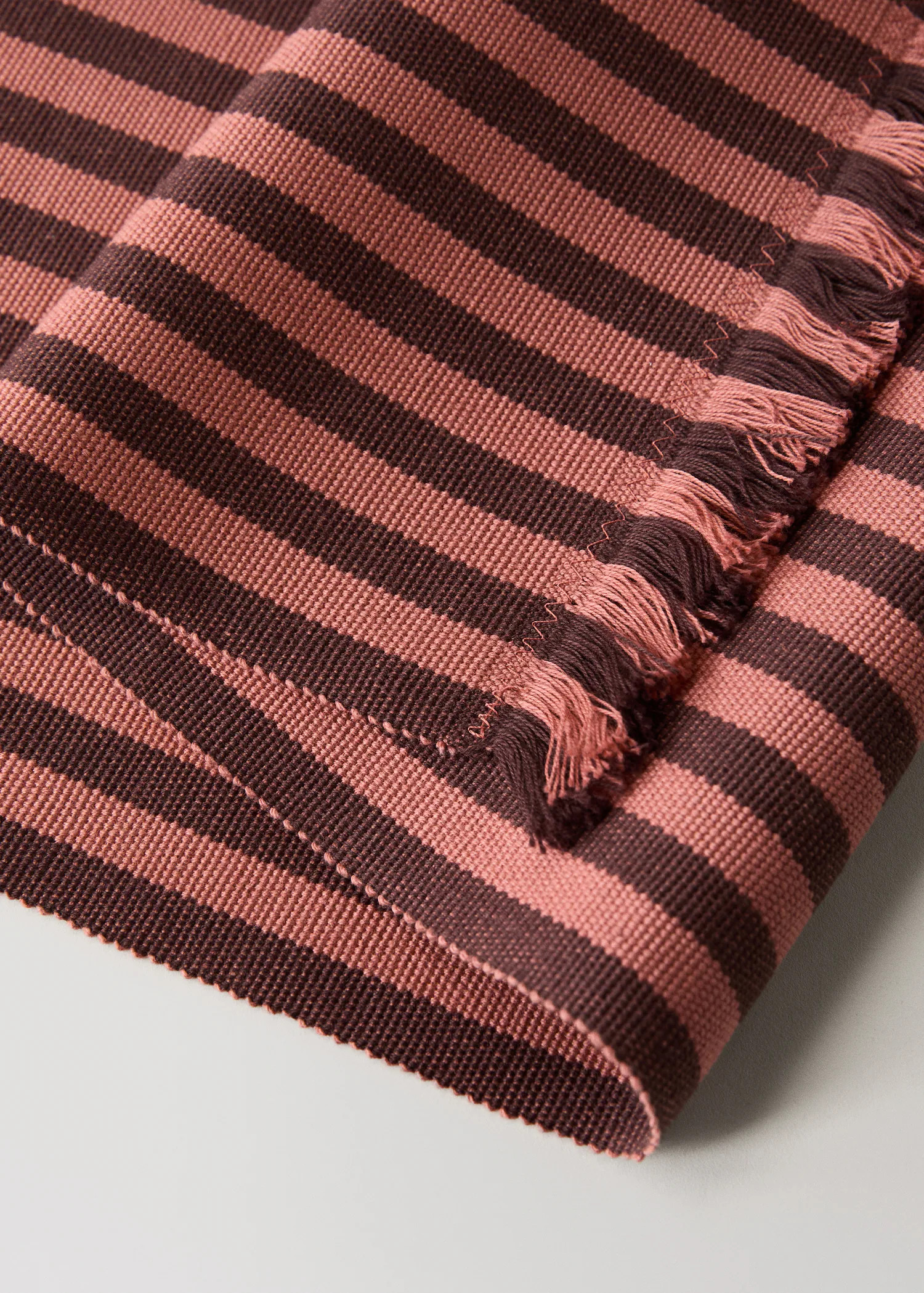 Cotton two-tone yarn-dyed striped placemat | Mango (US/MX/AU)