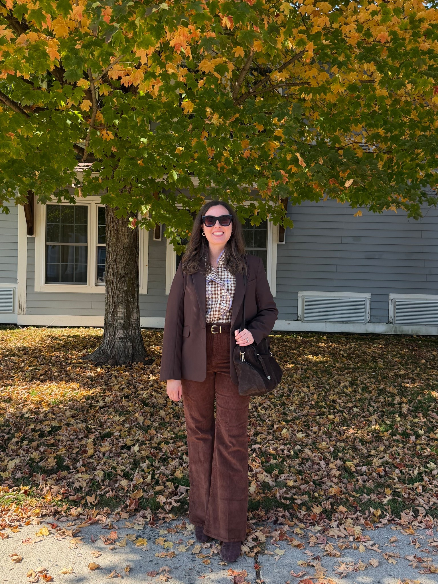 My favorite corduroy pants are on sale + additional 30% off making them $45! 🤯 They fit tts and are SO good! I own them in multiple colors!

Jcrew sale, winter outfit, workwear, brown outfit

#LTKSaleAlert #LTKootd #LTKNYFW