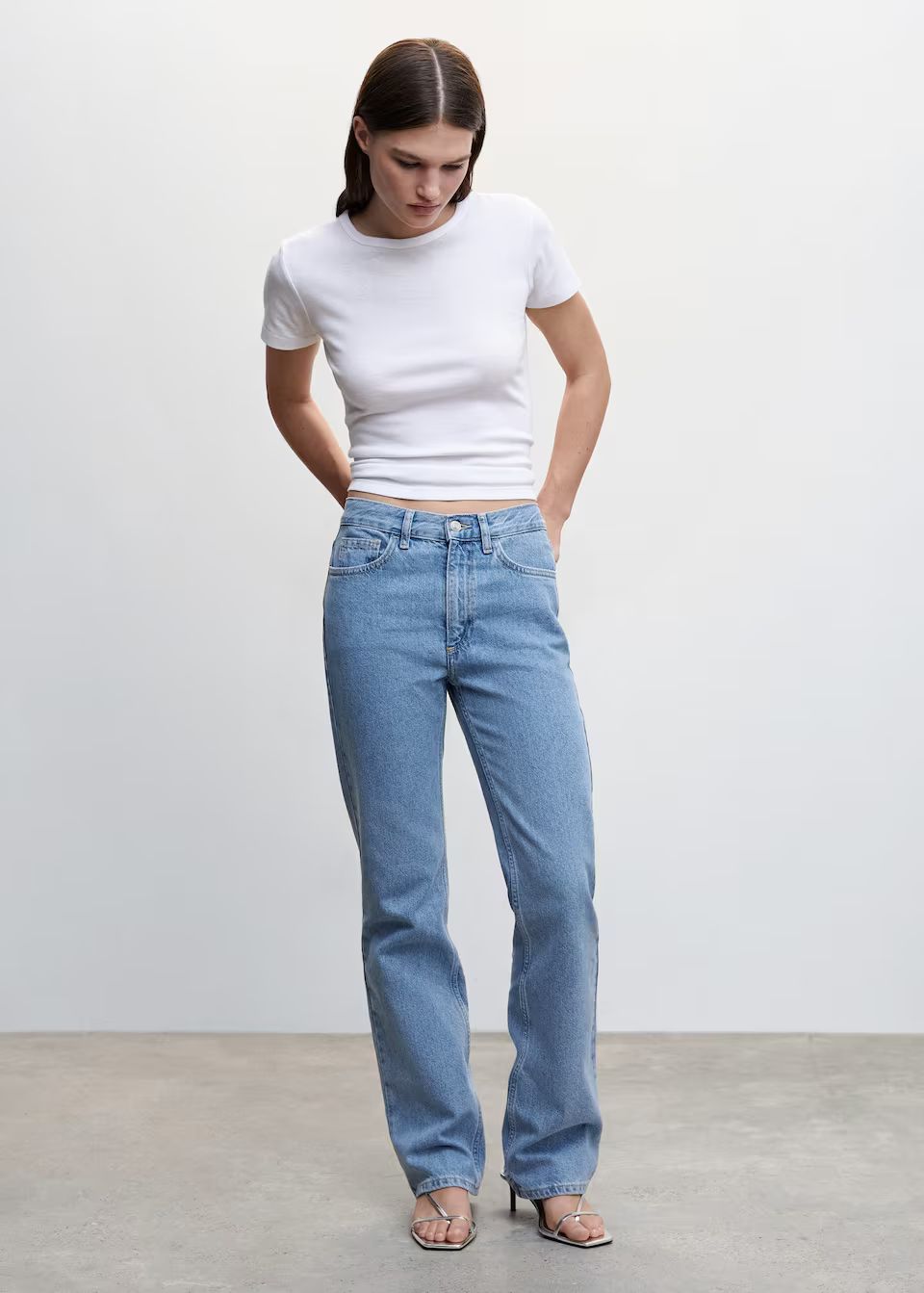 Mid-rise straight jeans -  Women | Mango United Kingdom | MANGO (UK)