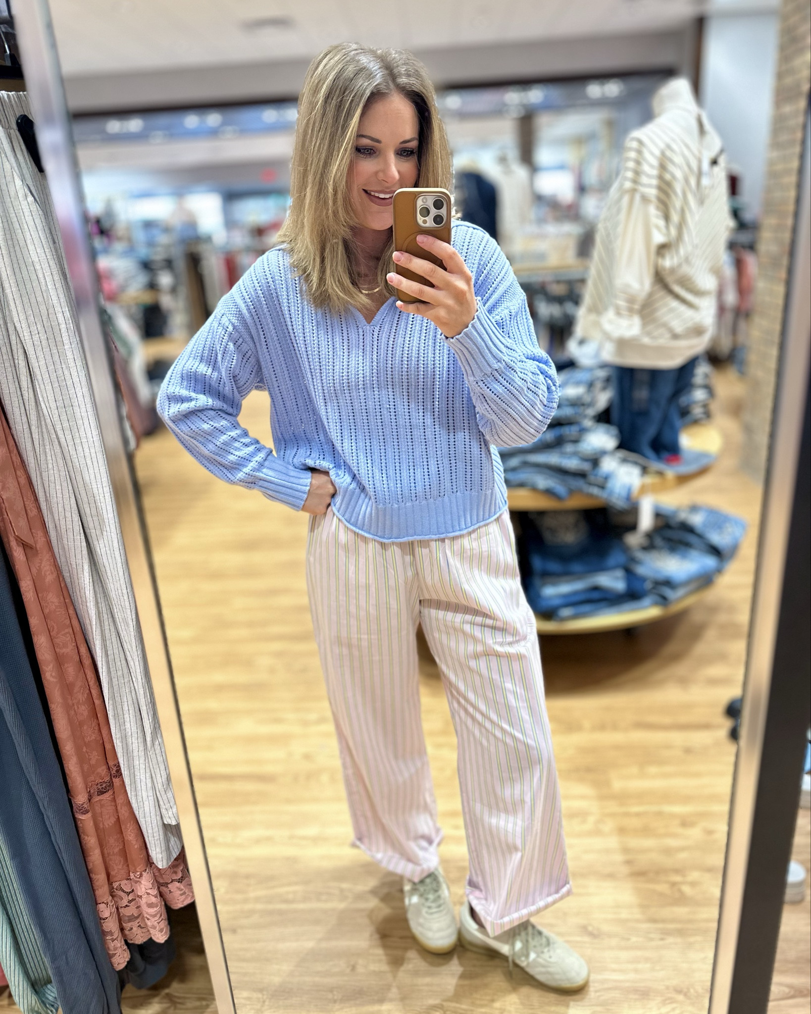 Proof you can be comfortable and still look put together!

Lightweight knit ✔️
Easy throw-on pants ✔️
Neutral sneakers ✔️

This is one of those outfits you’ll reach for when you don’t want to think… but still want to look good.

Both the top and bottoms fit a little bigger so keep that in mind if ordering!

Follow along for real outfits you’ll actually wear. Adding links in the comments too! 🫶🏼
