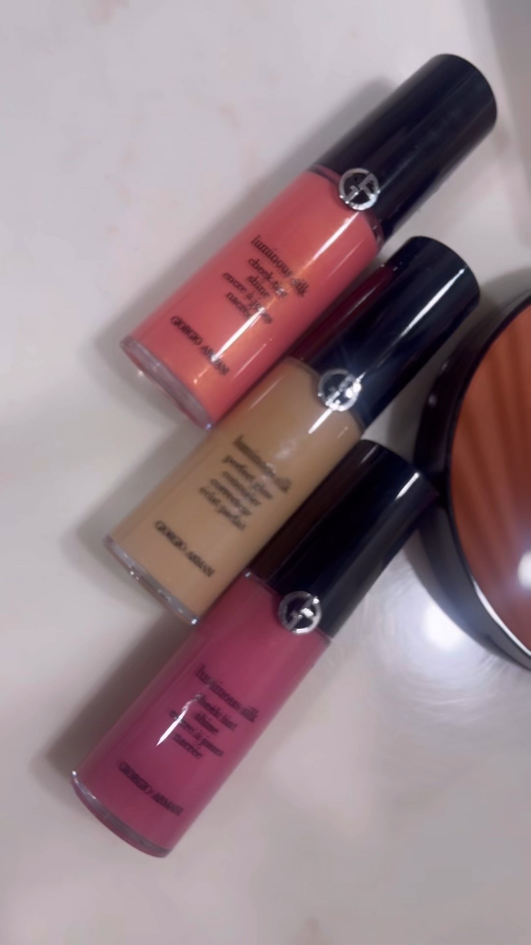 Cyber Monday glow is here ✨ Armani’s Luminous Silk lineup is giving smooth, radiant, effortless skin. Absolutely obsessed.

If you’ve been waiting to try these icons, today is your day 🤍
#giftedbyarmani #armanibeauty #luminoussilk
#armanibeauty #luminoussilk

Luminous Silk Cheek Tint (Peach & Pink Shades)

These tints are so pretty. A fresh, dewy pop of color that blends in seconds and stays glowy all day. Perfect for everyday soft glam.

Luminous Silk Concealer

Brightens the under-eyes instantly without creasing. So smooth and hydrating — the perfect partner to the foundation.

 Creamy Bronzing Powder

The warm, sunkissed bronze you want for winter. Silky, blendable, and gives the most natural golden dimension.
Luminous Silk Foundation

The OG glow. Lightweight, buildable, and melts into the skin like silk. Gives that natural “your skin but better” radiance — no cakiness, no texture, just perfection.

#LTKgrwm #LTKmorningroutine #LTKGiftGuide