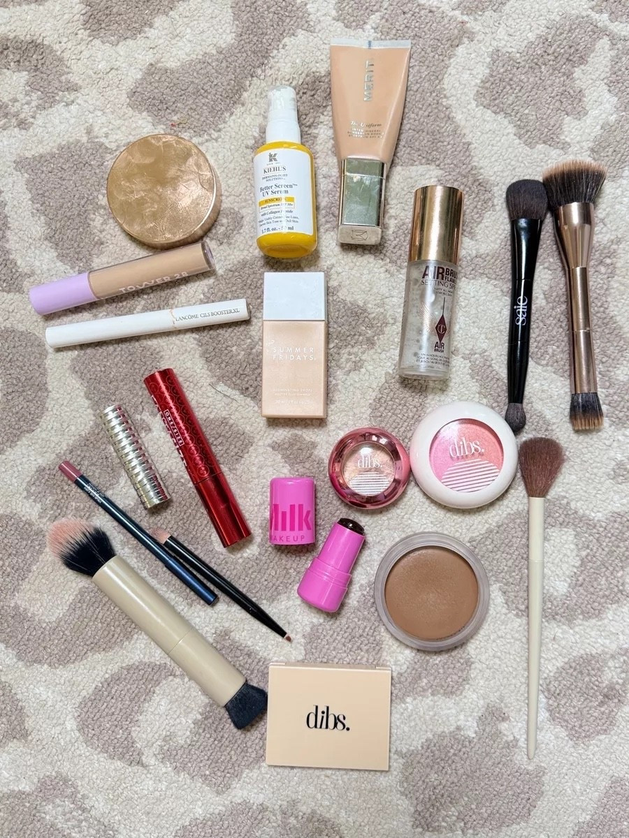 Dibs is 20% off from now u til the 29th only in the ltk app!! Don’t want to miss this!! 

#LTKSeasonal #LTKFallSale #LTKStyleTip