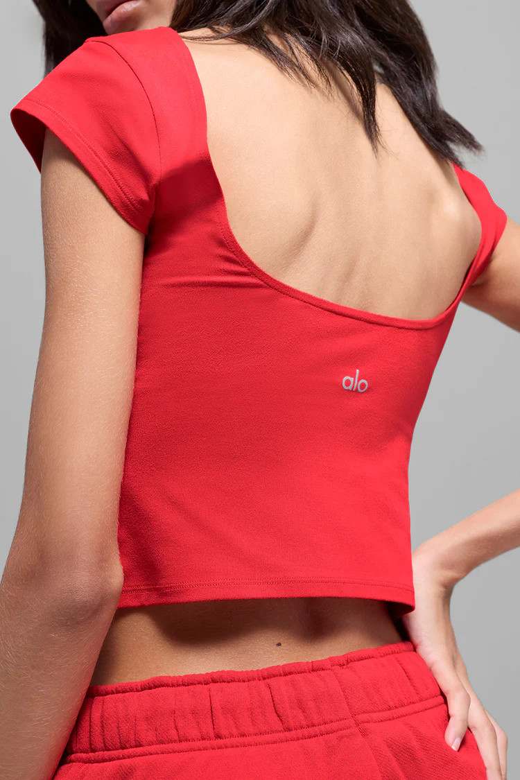 Alosoft Back For More Tee - Bright Red | Alo Yoga (US)