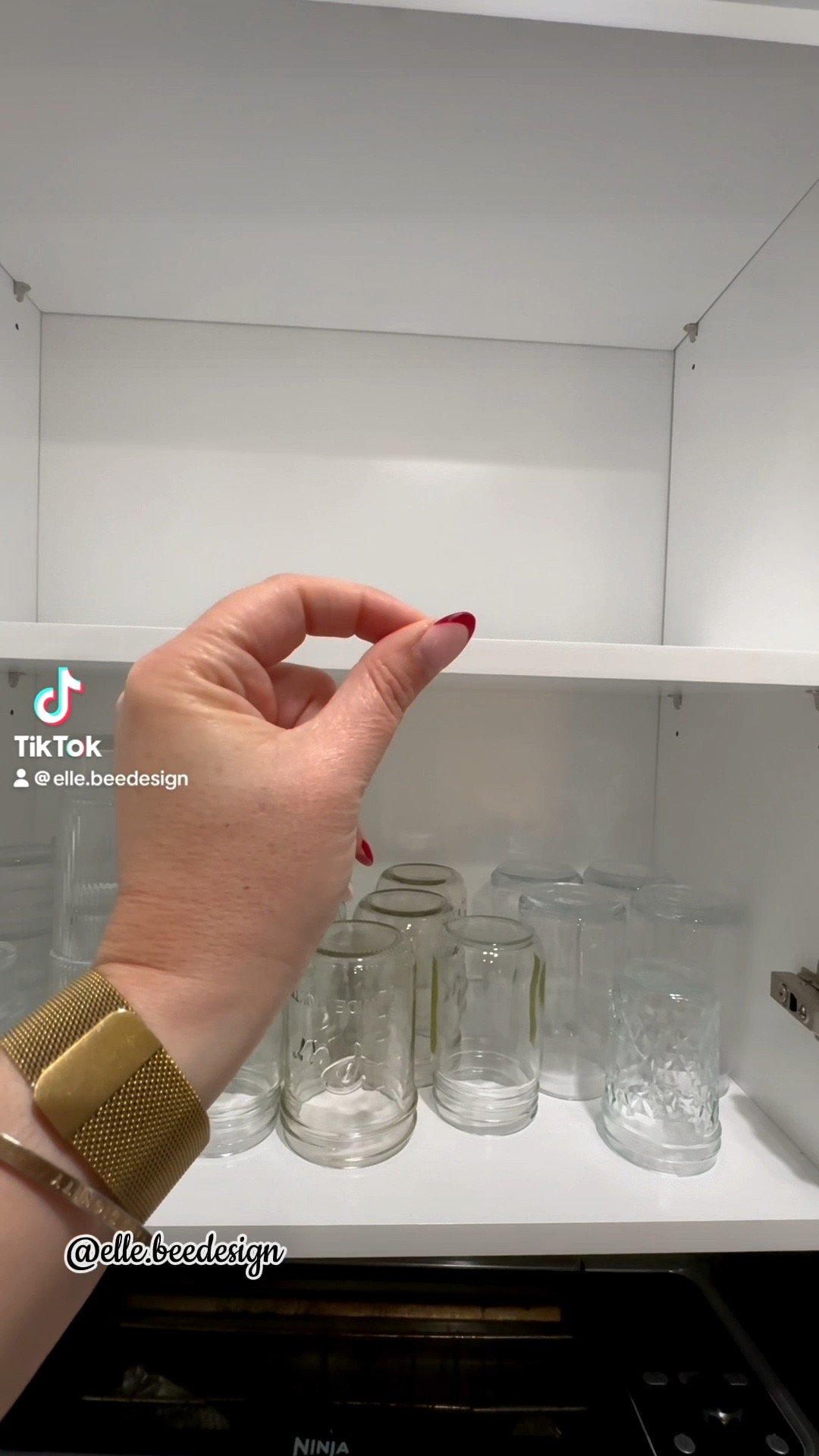 If getting organized is your 2026 goal… start with the cabinets ✨Amazon stackable water bottle & lid organizer✨

#LTK #ltkhome #amazon #amazonfinds 

#LTKdayinmylife #LTKGiftGuide