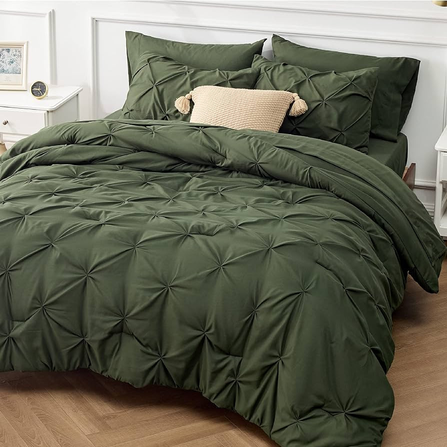 Bedsure California King Comforter Set - Cal King Bed Set 7 Pieces, Pinch Pleat Olive Green Cali K... | Amazon (US)