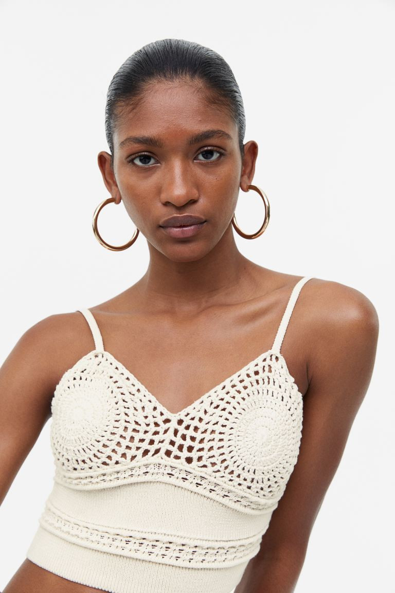 Top cropped efecto crochet | H&M (FR, IT, ES, PT, BE)