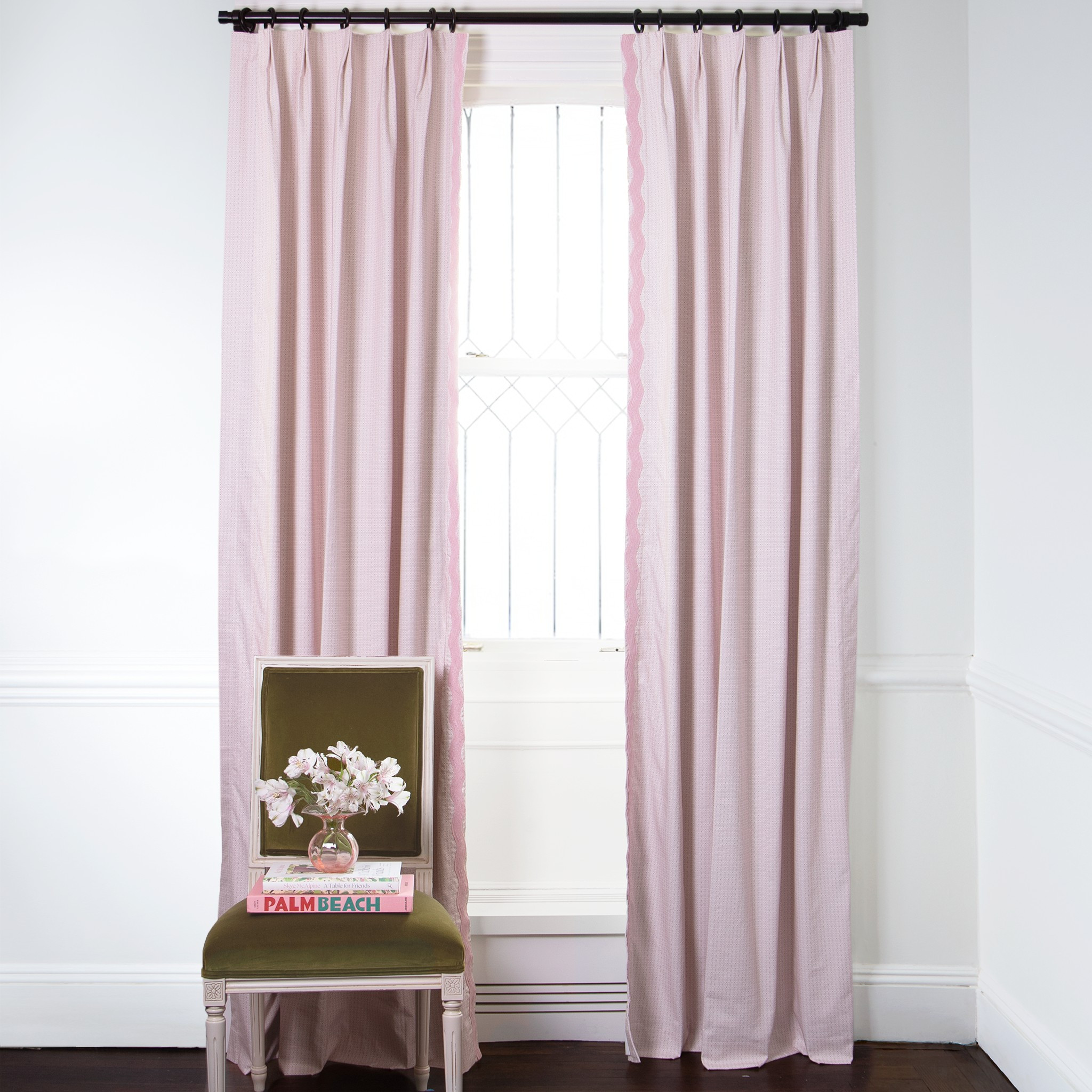 Loomi Pink
                Custom Curtain | Pepper