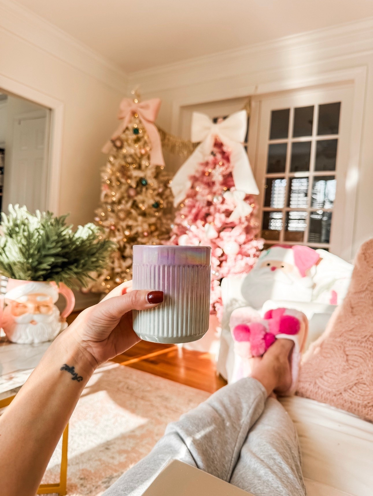 Oversized bows give me so much joy 🎀

#LTKHoliday #LTKGiftGuide #LTKSeasonal