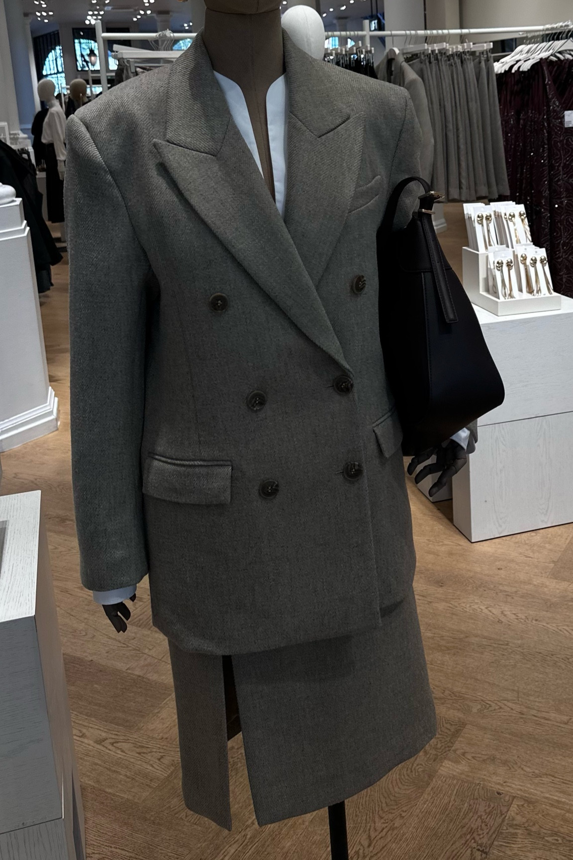 Blazer, hm, fall inspo, office wear

#LTKstyletip #FashionMonth