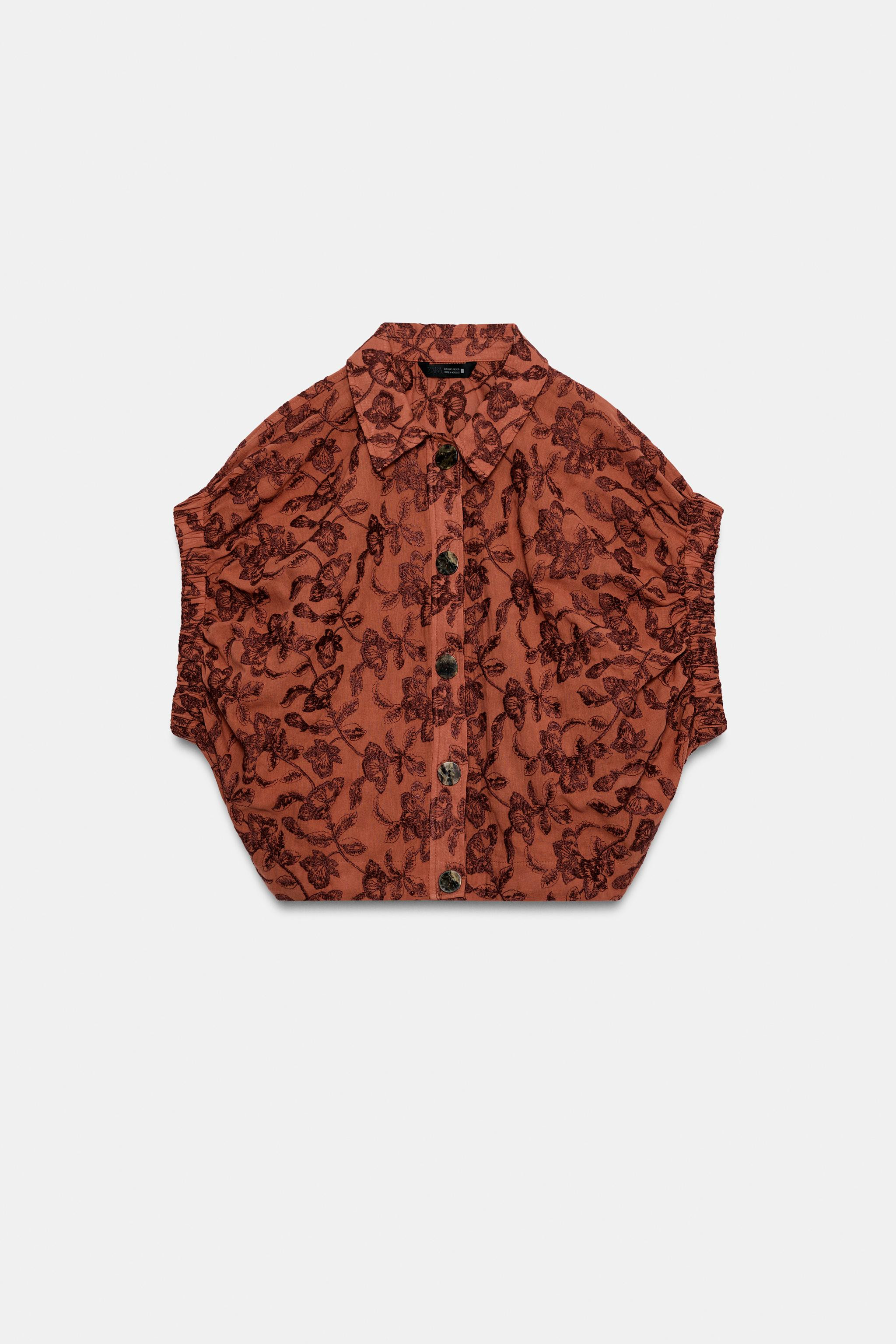 EMBROIDERED ELASTICIZED TOP | Zara US