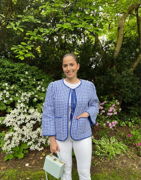 We have had quite a chilly May, so I was so happy to receive this stunning quilted jacket as a gift from @shopkristinit 

#kristinit #kristinitpartner #shopkristinit #ltkpartner

Quilted jacket, gingham jacket, white jeans, white t shirt, box bag, spring outfit, casual spring outfit

#LTKStyleTip #LTKSeasonal #LTKFindsUnder100