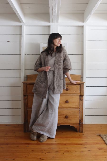 A cozy-chic look for a chilly spring weekend. 

Use STYLEBEE for 20% Off at The Sleep Shirt  

Use LEE15 for 15% Off at Jenni Kayne. 

Both styles fit true to size. 
Cardigan & slippers are old. 



#LTKSeasonal