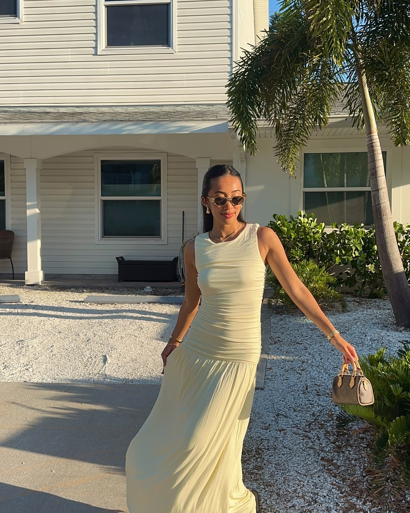 happy every hour 🥂🍝

dress 🔗in my ltk!

summer aesthetic, summer dress, dinner outfit, #summerstyles #summerfashiontrends #pinterestinspo #butteryellow