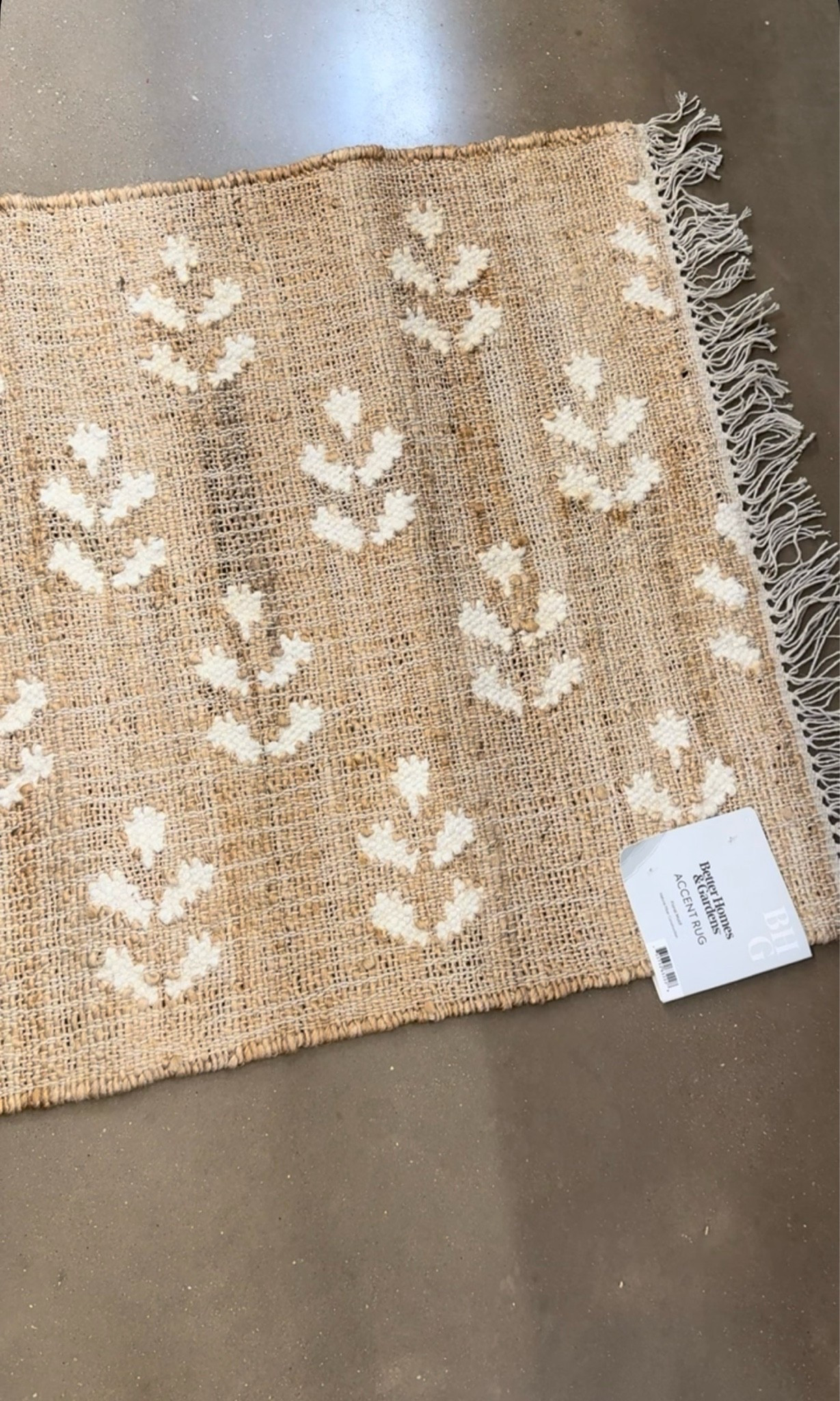 Rug
Walmart rug
Doormat

#LTKdayinmylife #LTKmomlife #LTKHome