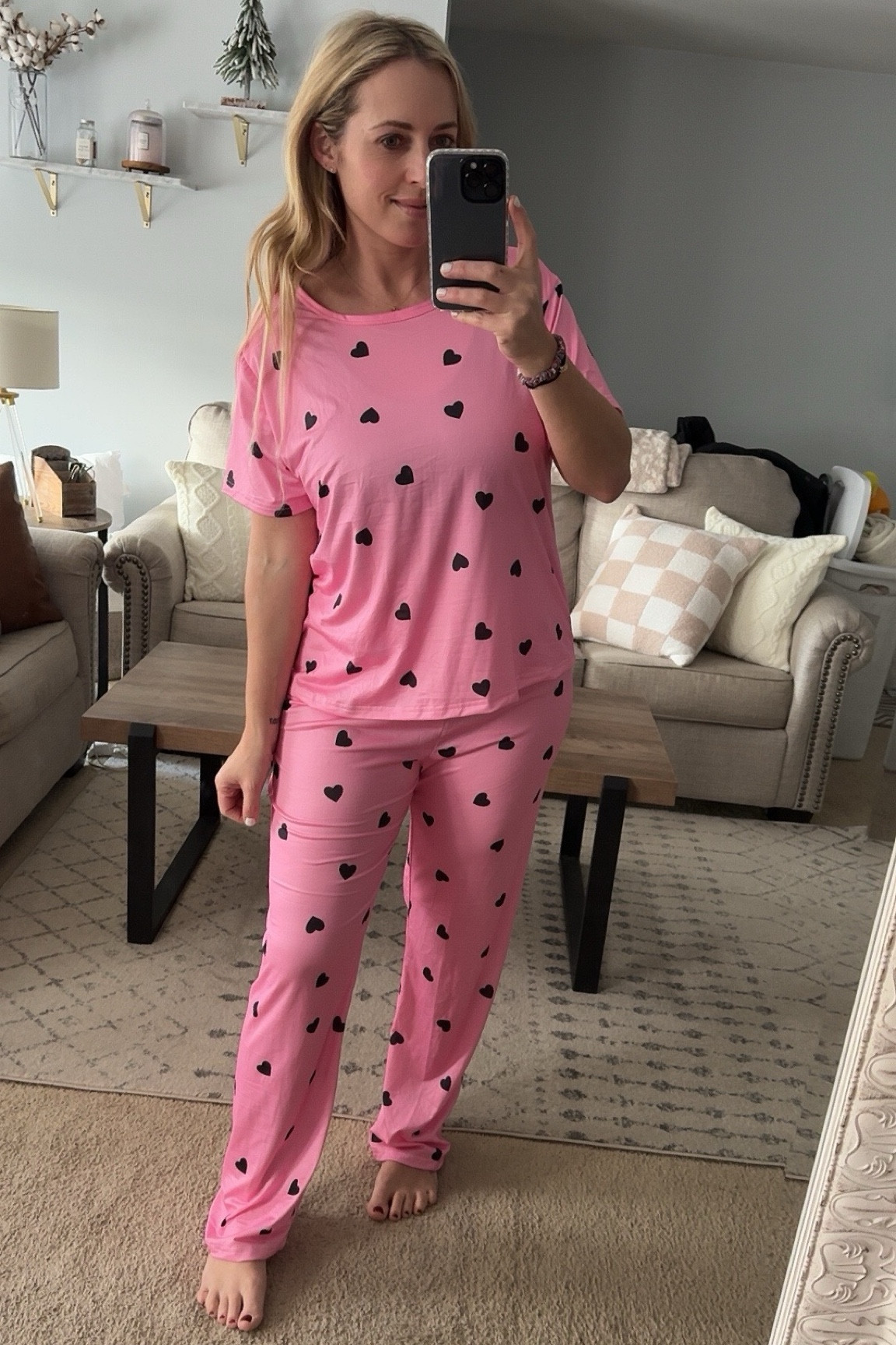 Valentine’s Day 

#LTKmidsize #LTKfindsunder50 #LTKSeasonal