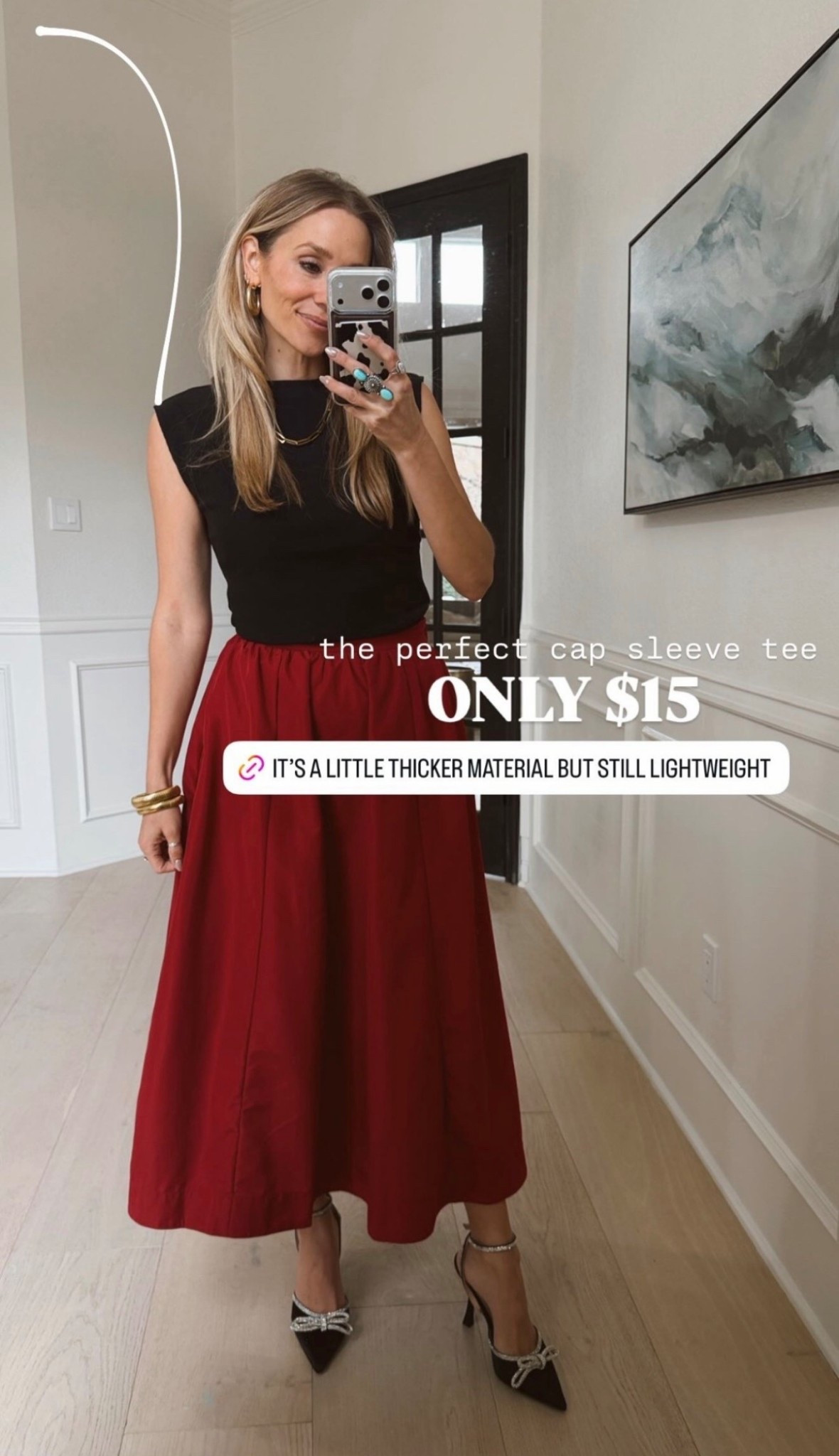 🤍 ONLY $15 the perfect cap sleeve tee